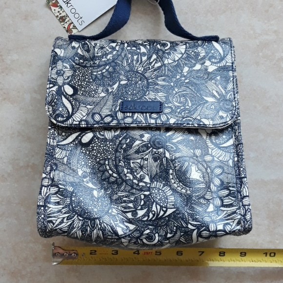 *Host Pick*Sakroots lunch bag - Picture 7 of 8